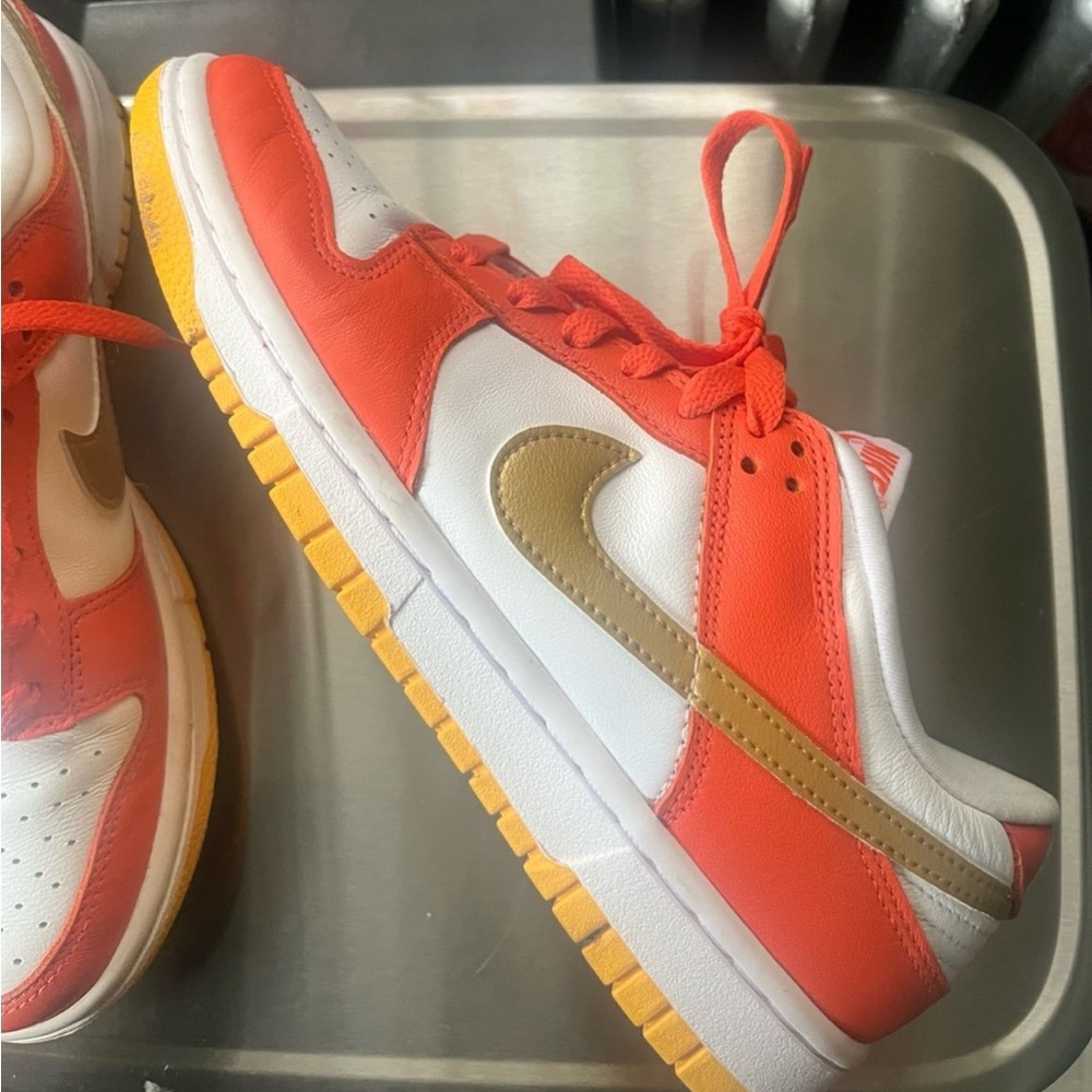 Nike low dunk orange university gold size 8 - Picture 7 of 13